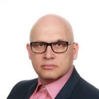 dr Krzysztof Radzymiński-Woźniak